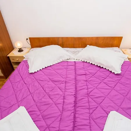 Broznic Apartment *