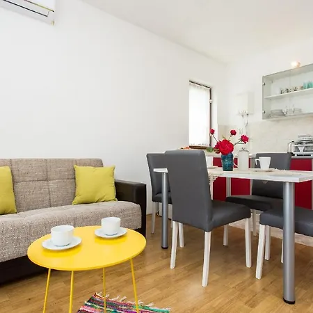Broznic Apartment Silo (Krk)