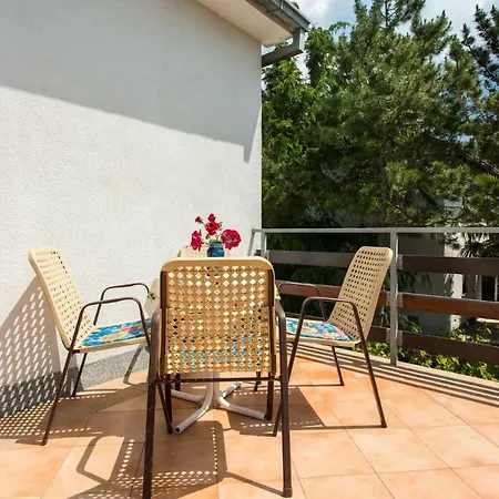 Broznic Apartment